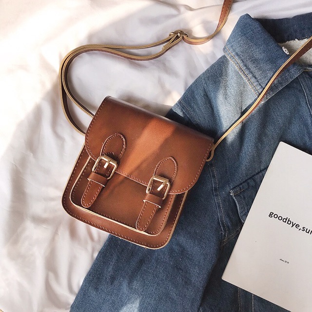 Allshoppa (น้ำตาล/ดำ) ส่งทันที! School mini bag กระเป๋าสะพายหนังสไตล์วินเทจ จุได้เยอะลุคสาวเกาหลี