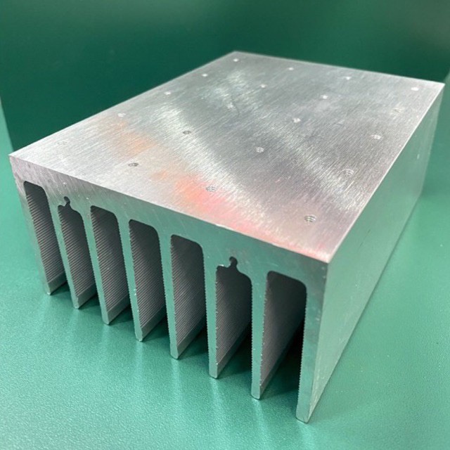 Heat Sink ฮีตซิ้ง รุ่นหน้ากว้าง 3 6/8นิ้ว มีความยาว 5-16นิ้ว