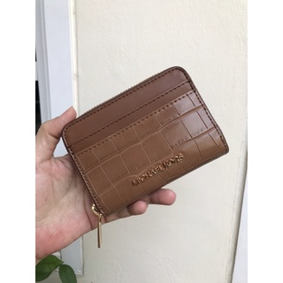 กระเป๋าสตางค์ กระเป๋าใส่บัตร กระเป๋าใส่เหรียญ ใบสั้นซิปรอบ Michael Kors Jet Set Travel MD ZA Card Case แท้จากUSA