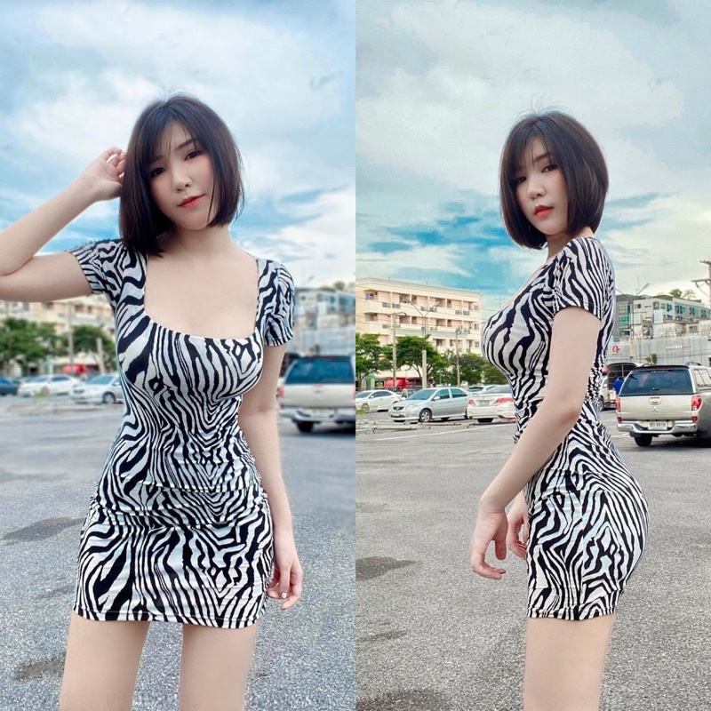 ShopBypuy เดรสคอเหลี่ยมแขนสั้นเสริมฟองน้ำ