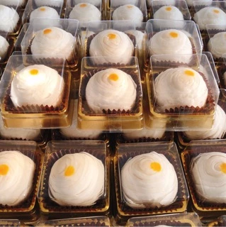 E1 ขนมเปี๊ยะไส้ถั่วไข่เค็มเต็มฟอง