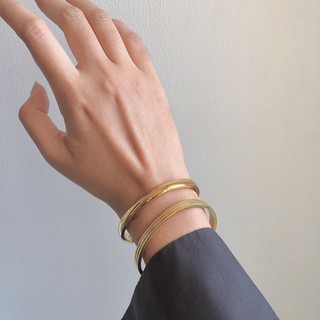 Hadesories Lined Bangle กำไลข้อมือโลหะแบบมีลาย