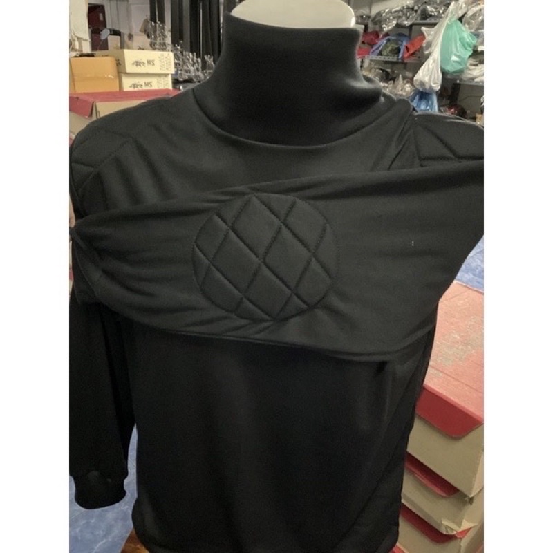 เสื้อแขนยาวคอเต่าสีดำ บุไหล่ บุศอก ผ้าTk เเท้ รูปที่ 4