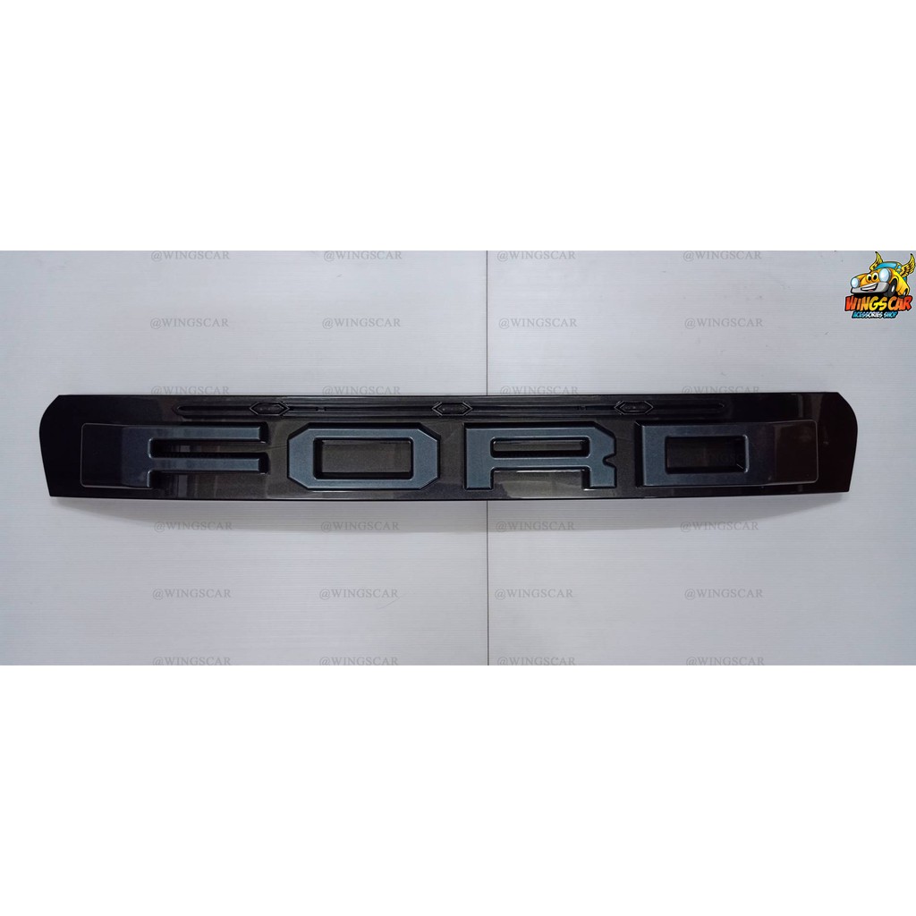 [ E-TAX ] กระจังหน้า (แถบกลาง) Ford Ranger 2018  มีไฟ 3 จุด มีโลโก้ ตรงรุ่น (RR) - รูปที่ 3