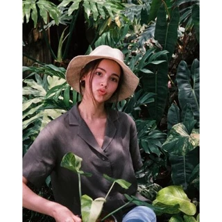 IT019 TARA Shirt Hawaii มีมากกว่า 25 สี เชิ้ตแขนสั้น คอปกฮาวาย กระดุมหน้า เนื้อผ้าไหมอิตาลีอย่างดี ใส่สบาย ไม่ร้อน