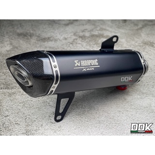 ปลายท่อ Xmax300 ตรงรุ่น Akrapovic 18 นิ้ว เลสสีดำ ปากคาร์บอนเคฟล่าแท้ ปากเฉียง โลโก้เลเซอร์