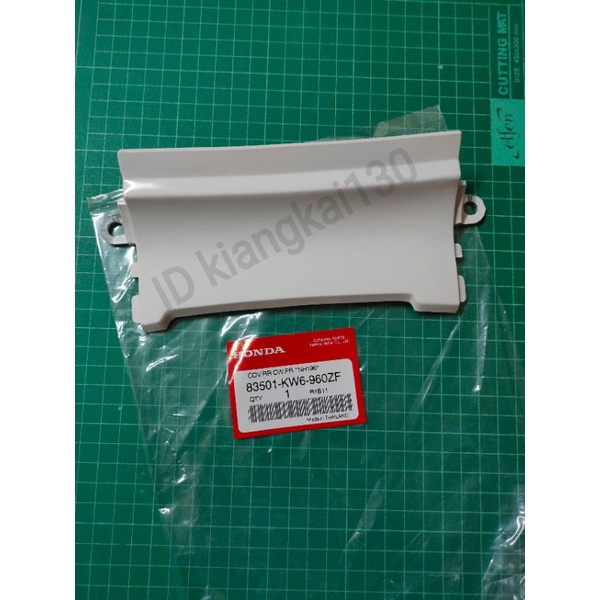 83501-KW6-960ZFฝาปิดท้ายเบาะหน้าNSR ตากลม