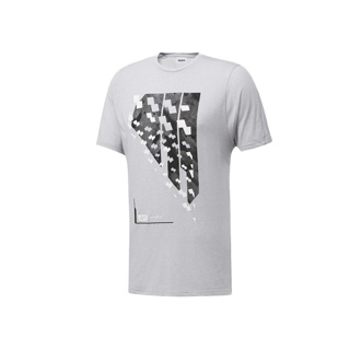 REEBOK : เสื้อยืดแขนสั้นผู้ชาย รุ่น TS ACTIVCHILL+COTTON Graphic Tee สี sterling grey