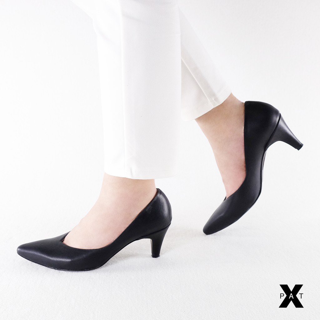 สีดำ X-PAT (1Q755) รองเท้าคัชชูหัวแหลม