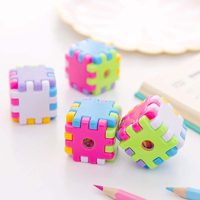 Rubik's Cube กบเหลาดินสอเครื่องเขียนเกาหลีของขวัญ