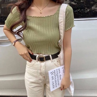 สินค้านำเข้า💕 เสื้อครอปผ้าร่องไหมพรม สามารถใส่แบบปาดไหล่