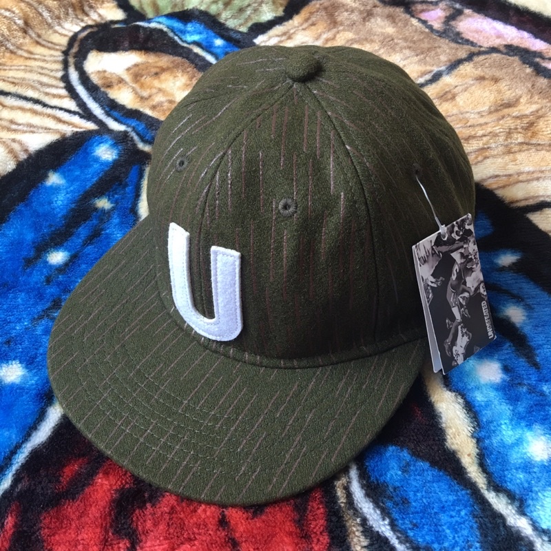 หมวก undefeated x ebbets field