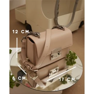 Labella - Luna Smoke Grey กระเป๋าสะพายสายโซ่ สีเทาเข้ม