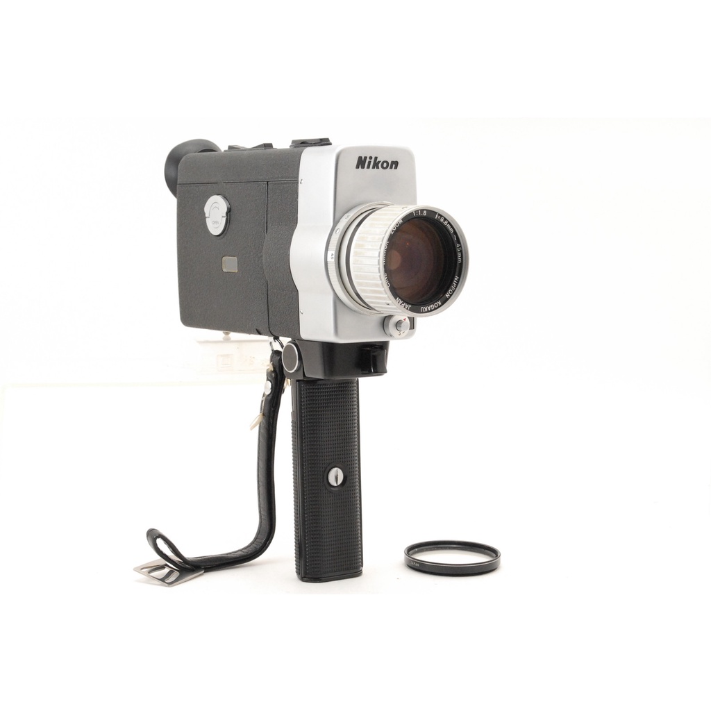 NEAR MINT Nikon Super Zoom 8 Super 8 Film Cine Movie Camera, Lens