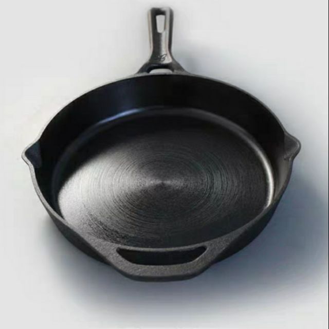 พื้นผิวด้านใน SMOOTHEN 26CM CAST IRON PAN / SKILLET