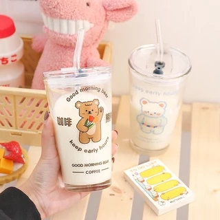 Creative Lifes Shop-แก้ว 💗แก้วน้ำน่ารัก/ถ้วยนมลายหมีน่ารัก 💗 ความจุ 450ml แถมหลอดและฝาปิด!