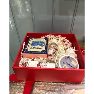 cath kidston แท้💯 Dreamer Cassis &amp; Rose Bath Hamper Set