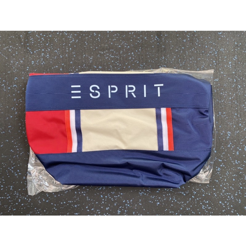 กระเป๋า Duffle Bag Esprit มือ 1 พร้อมส่ง แถมฟรี Mini Foldable Bag