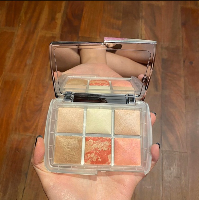 HOURGLASS Ambient Lighting Edit Ghost (Limited Edition) chanyagib
