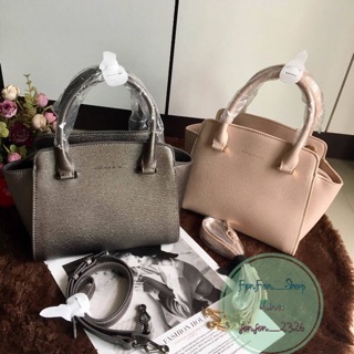 CHARLES &amp; KEITH กระเป๋าถือมาพร้อมสายยาวสะพายข้าง💫💫💫ห้ามพลาด