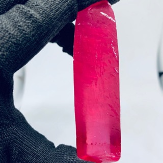 จัดส่งฟรี !ก้อนพลอยอัดทับทิม แท่งสวย ไม่มีรอยแตก!!synthetics rough [Ruby#1.5,3,5]