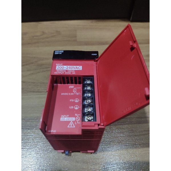 Mitsubishi Power Supply Q61P-A2 200V - 240V มือสอง จาก ญี่ปุ่น
