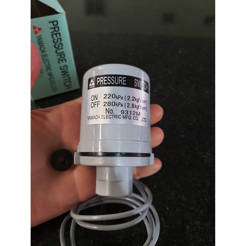 สวิทช์แรงดัน Pressure switch ปั๊มน้ำ Hitachi แท้100%ออโต้สวิทช์ อะไหล่ปั๊มน้ำ