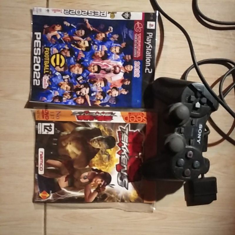 จอยเกมส์เพลย์สเตชัน2พร้อมแผ่นเกมwinning2022และTekken5