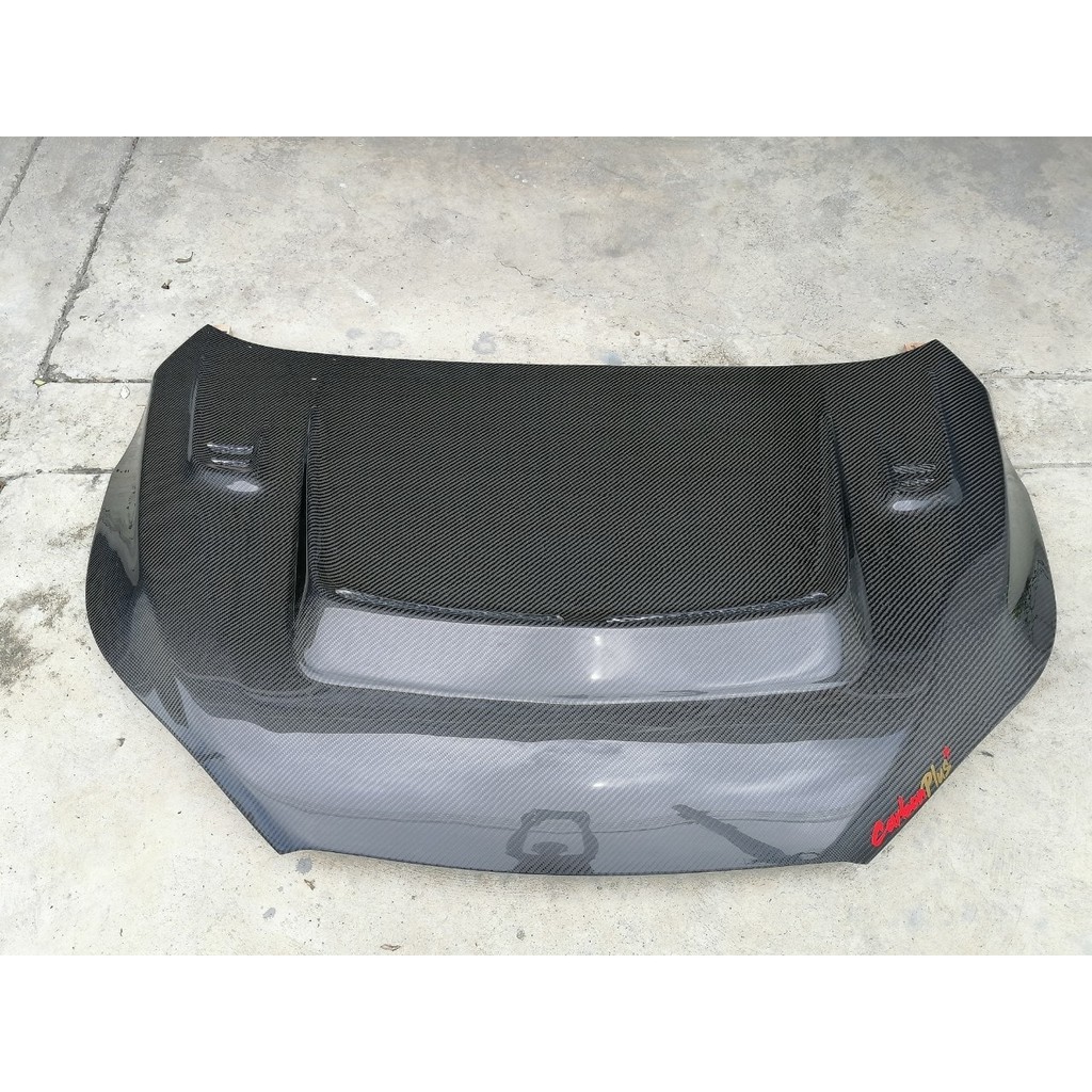 Carbon Plus ฝากระโปรงคาร์บอน ไฟเบอร์ - คาร์บอน เคฟล่า TOYOTA Yaris 2014 (ลายสอง)