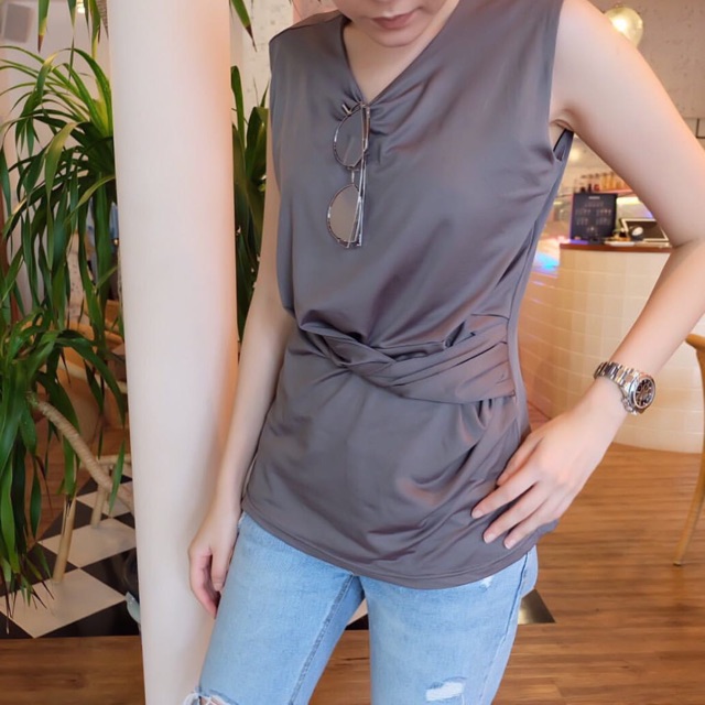 เสื้อ Tshoppp อก32-38" เอว 25-30"