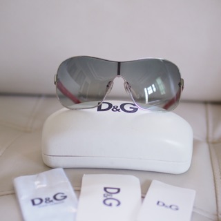 Used like new!! Dolce &amp; Gabbana sunglasses