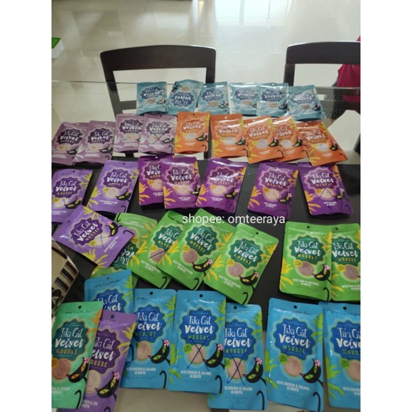 อาหารเปียกแมว Tiki cat food รุ่น Velvet​ mousse เนื้อมูส