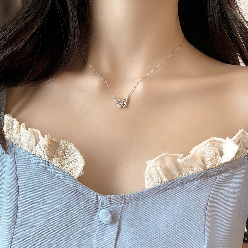 สร้อยคอโชคเกอร์ เงินแท้ 925 จี้รูปผีเสื้อ ประดับเพทาย แวววาว เครื่องประดับแฟชั่น สําหรับผู้หญิง