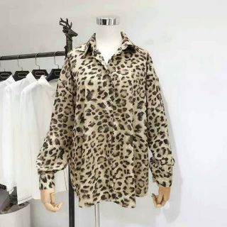 เสื้อเชิ้ตเสืองานป้ายนำเข้า