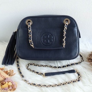 Tory burch style 50652 Bombe crossbody with chain ขนาด 9"(L) x 6.5"(H) x 3.25"(D) 💥7,000.- สีเนวี่สวยหรูมากมาย