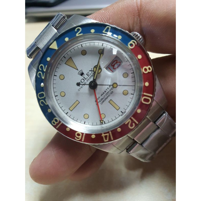 การันตรีถูกกว่าทุกเจ้าในตลาดครับRolex Gmt-Master Pepsi Vintage 1958 ข้างรู เครื่อง Swiss Eta รุ่นนี้