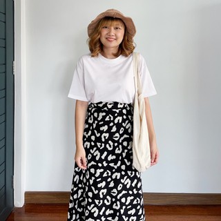 A SKIRT I กระโปรงยาวทรงเอสไตล์มินิมอล