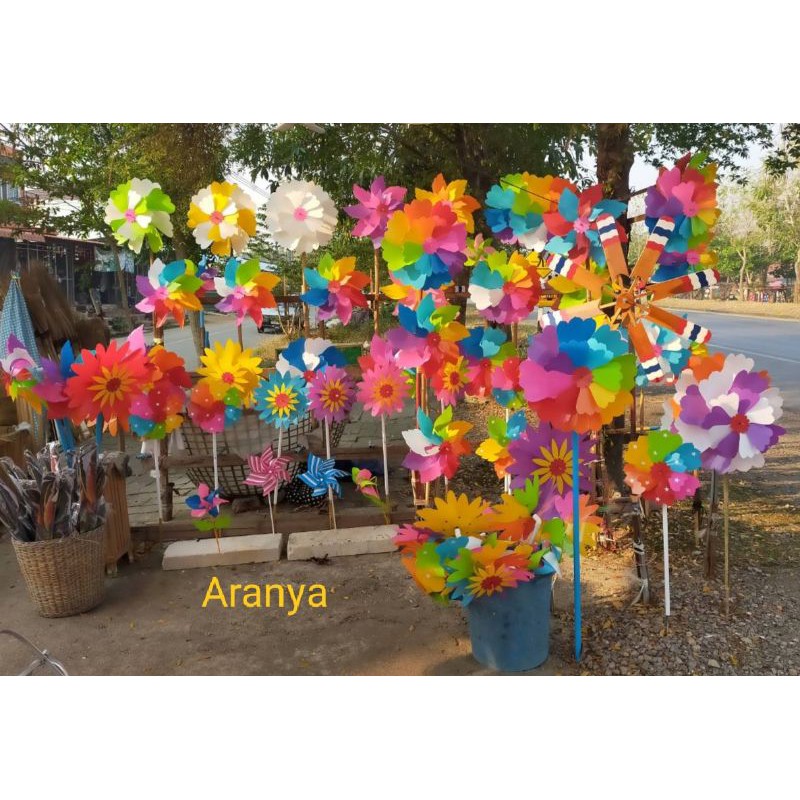 กังหันลม สีรุ้ง ขนาด 16,24 นิ้ว แบบลายไทย ชบา มะลิ  ข้อมูลเพิ่มอ่านด้านล่าง ราคา ถูกที่สุด ดีลบีเคเค แกลเลอรีภาพที่ 3