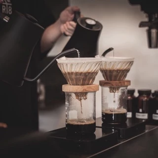 เมล็ดกาแฟคั่วอ่อน Roast8ry blend โทน Strawberry & Lychee สำหรับ Filter coffee