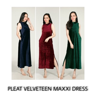 Pleat Velveteen Maxxi Dress