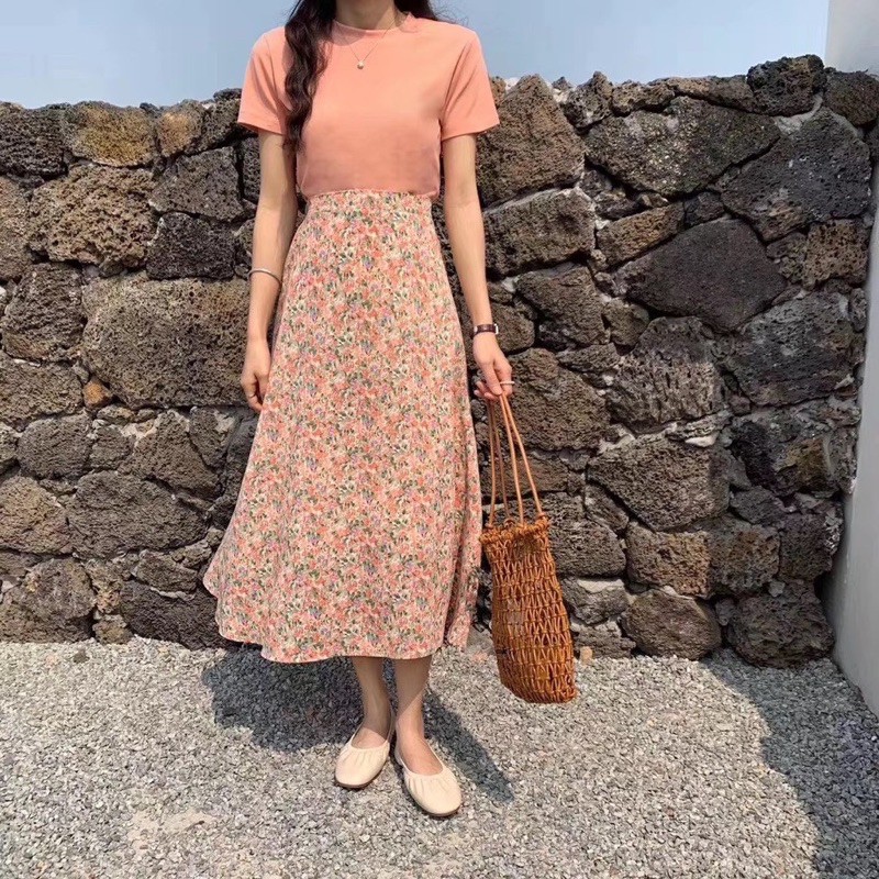 ส่งต่อ กระโปรงยาว cicishop 1 ลายดอกสีส้ม🧡