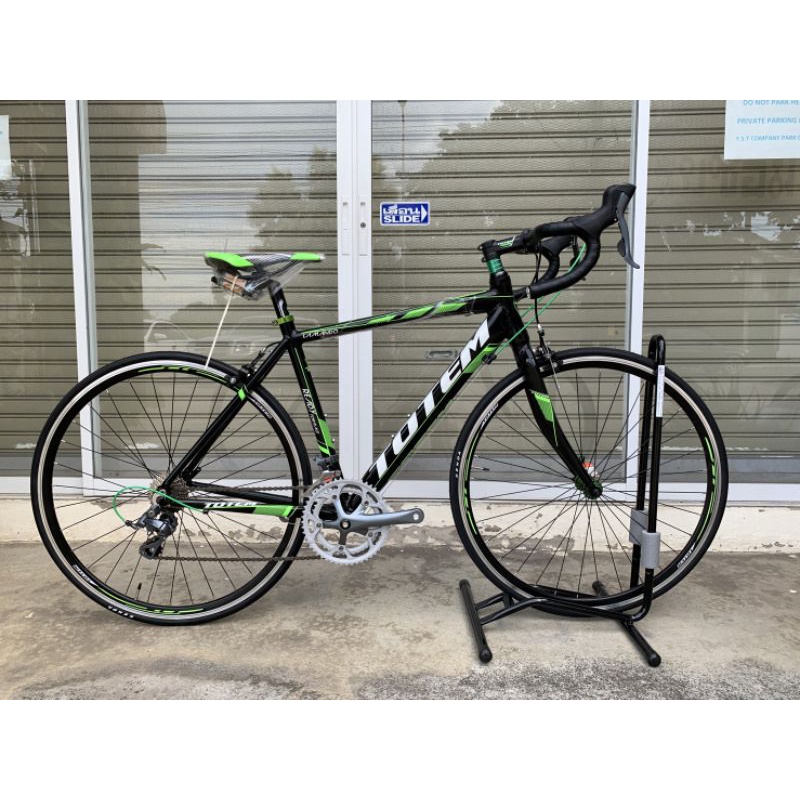 จักรยานเสือหมอบ TOTEM รุ่น LAMANDO16 เกียร์ 700C ไซส์ 50