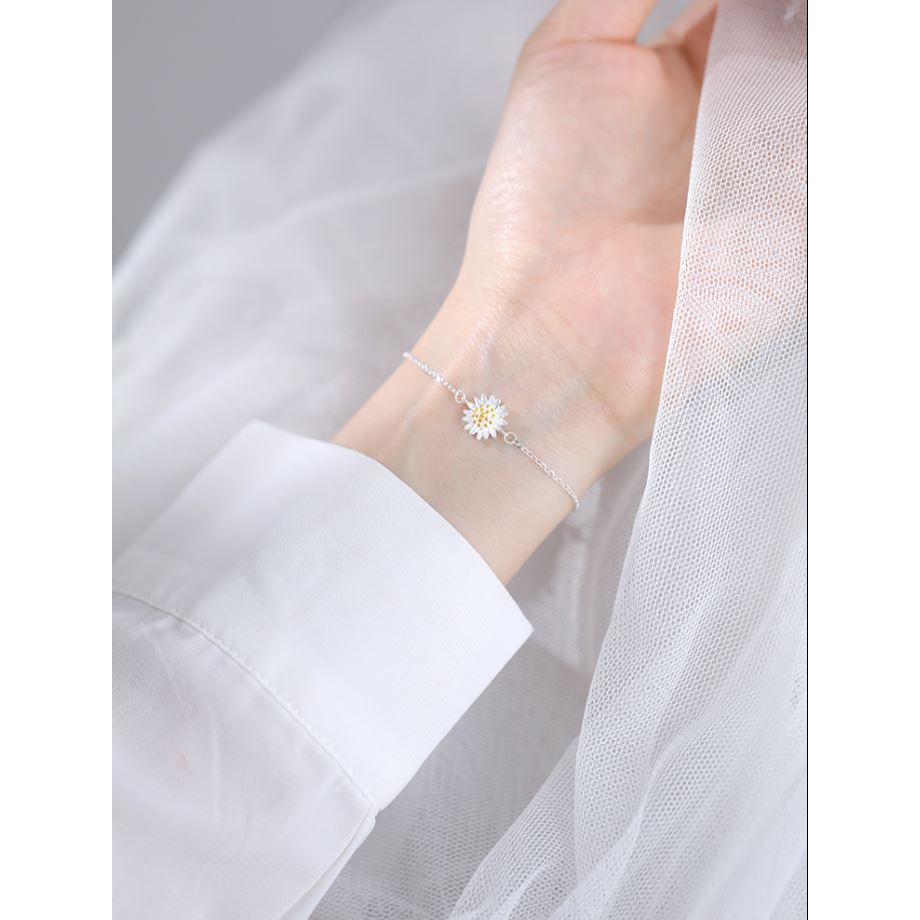 สร้อยข้อมือเดซี่   สร้อยข้อมือเงินดอกเดซี่ 925 Mini Daisy  สร้อยข้อมือดอกเดซี่