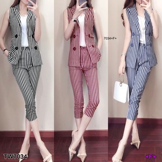 👗Pfashion [ส่งไว!!🚛] P7034  Set 2 ชิ้น เสื้อสูทแขนกุด +กางเกงขายาวลายทาง Set of 2 pieces. Sleeveless suit. + s