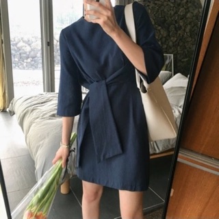 Navy front tied dress ใส่โค้ด SAYASEP1 ลดทันที 50.- ขั้นต่ำ 500.-