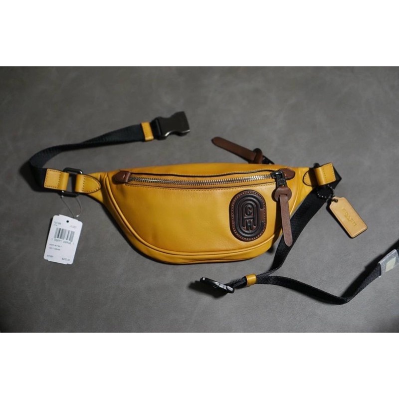 (ผ่อน0%) กระเป๋าคาดอก คาดเอว COACH RIVINGTON BELT BAG 7 (COACH 76188) หนังแท้ สีเหลือง