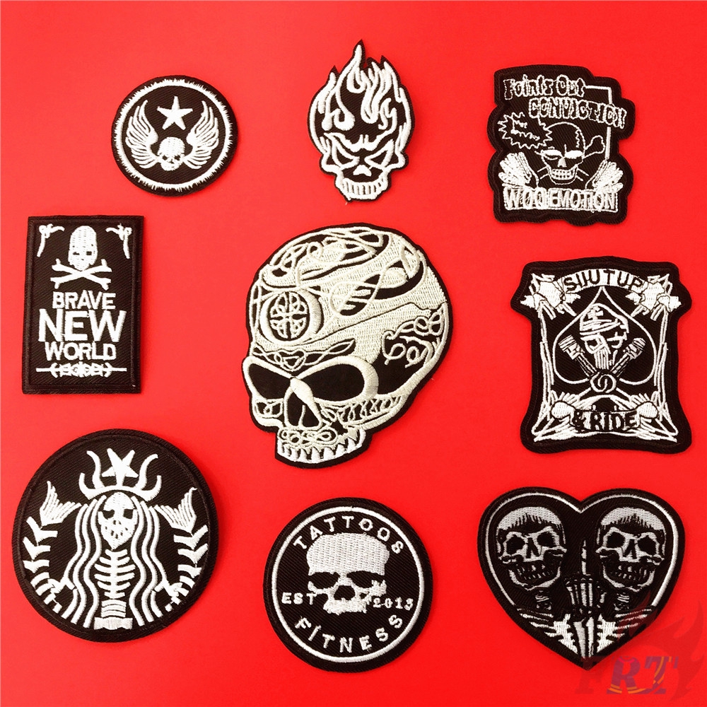 Patches 11 บาท ☸ Punk Skull – Black & White Series Patch ☸ 1Pc Diy Sew on Iron on Badges Patches Fashion Accessories