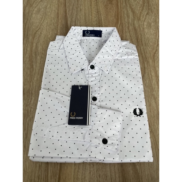 แจ้งน้ำหนักส่วนสูงก่อนสั่ง✅แขนยาวสีขาวจุดดำเนื้อผ้ารีดง่ายใส่สบายใส่ได้ชายหญิง