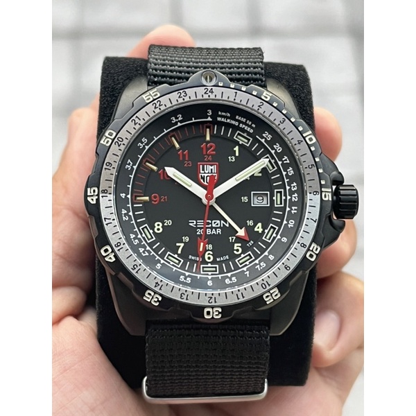 luminox 8831.RH มือสอง