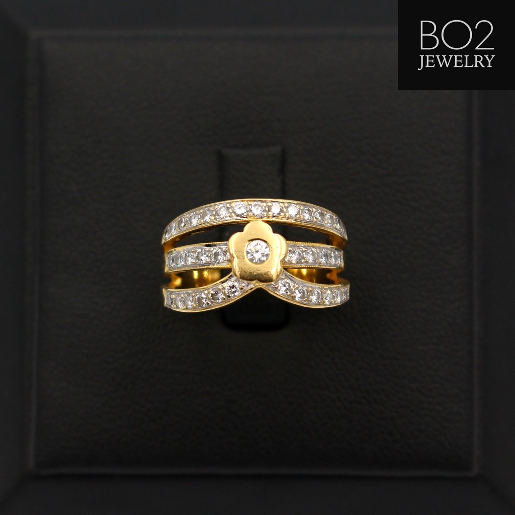 แหวนทองแท้ หลุดจำนำ size 53 แหวนเพชรแท้เกสร รูปดอกไม้ ทองคำ18k